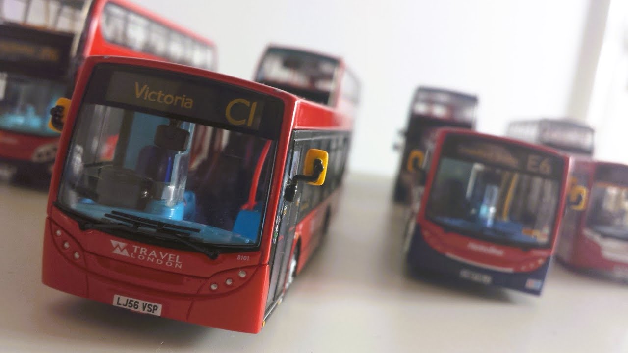 Выбор моделей автобусов Enviro200 и Enviro400