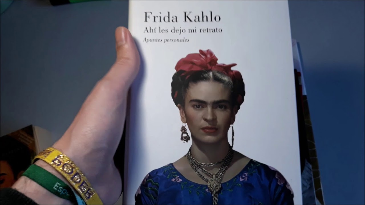 mi COLECCIÓN libros FRIDA KAHLO
