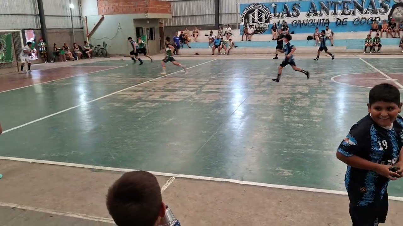 Talleres del Bajo Flores vs Las Antenas 