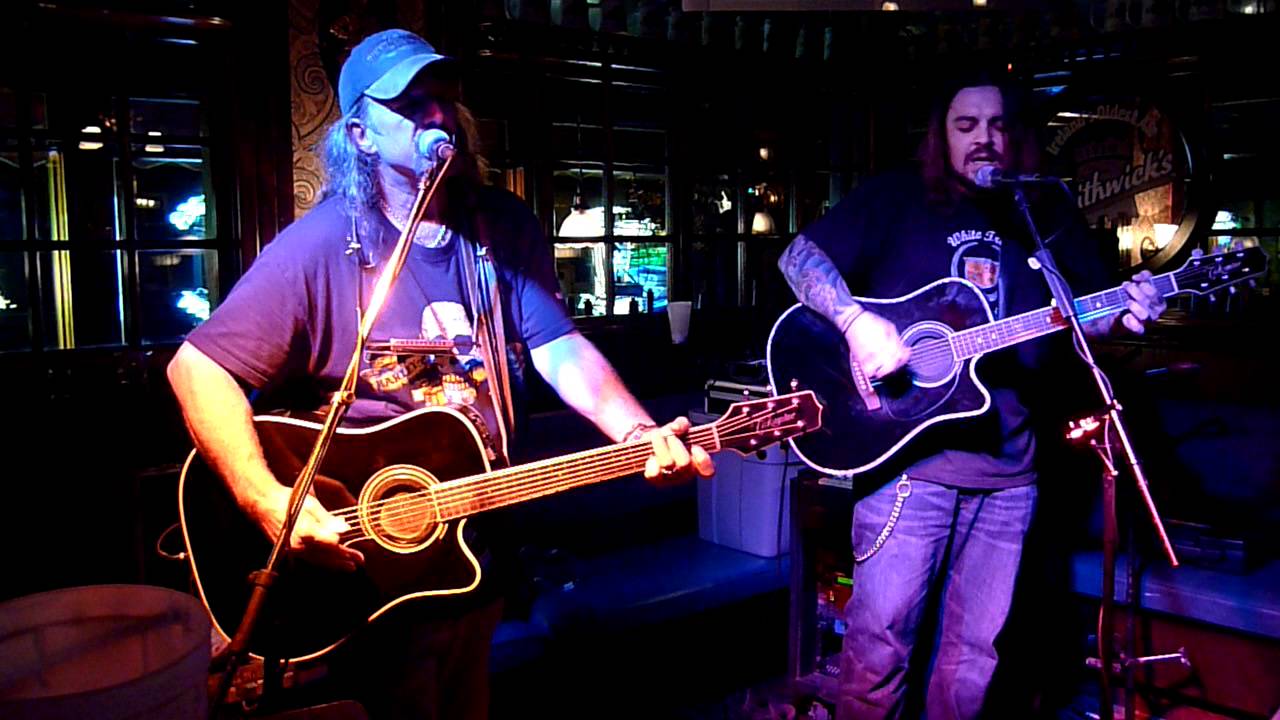 Shaun Morgan of Seether covering Knockin' on Heaven's Door