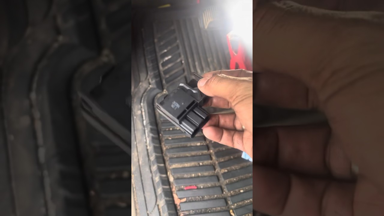 Como cambiar el sensor del pedal de freno ford 450 #automobile #mecanica #mechanic #repair #shorts