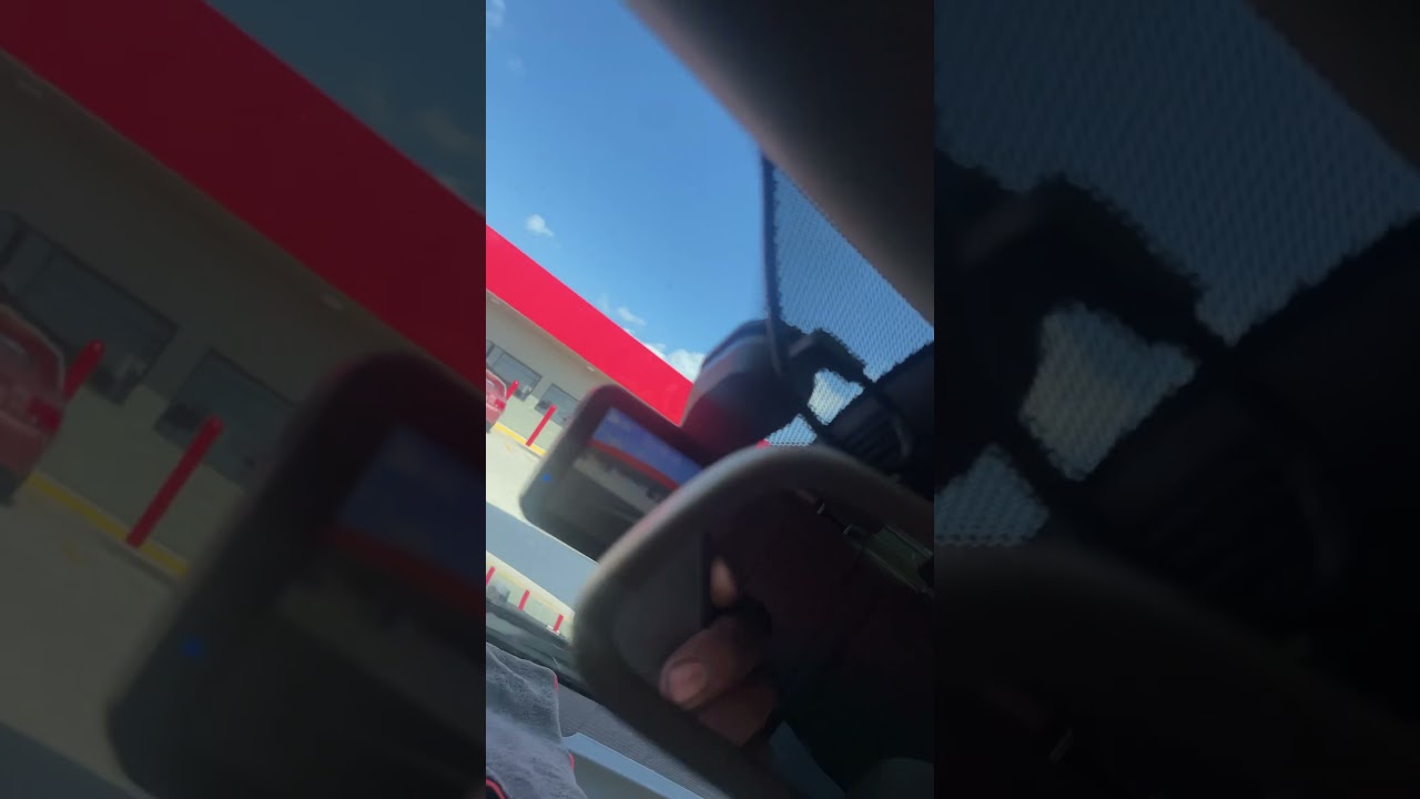 Yada dashcam goes on sleep mode while I&rsquo;m driving