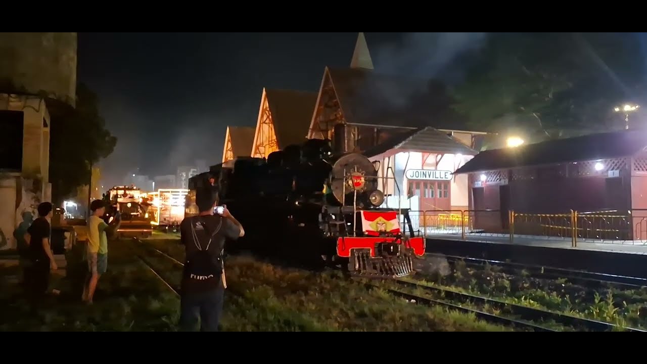 A chegada eletrizante da Maria fumaça de Natal em Joinville chegada,cruzamento+manobras Mallet 204#1