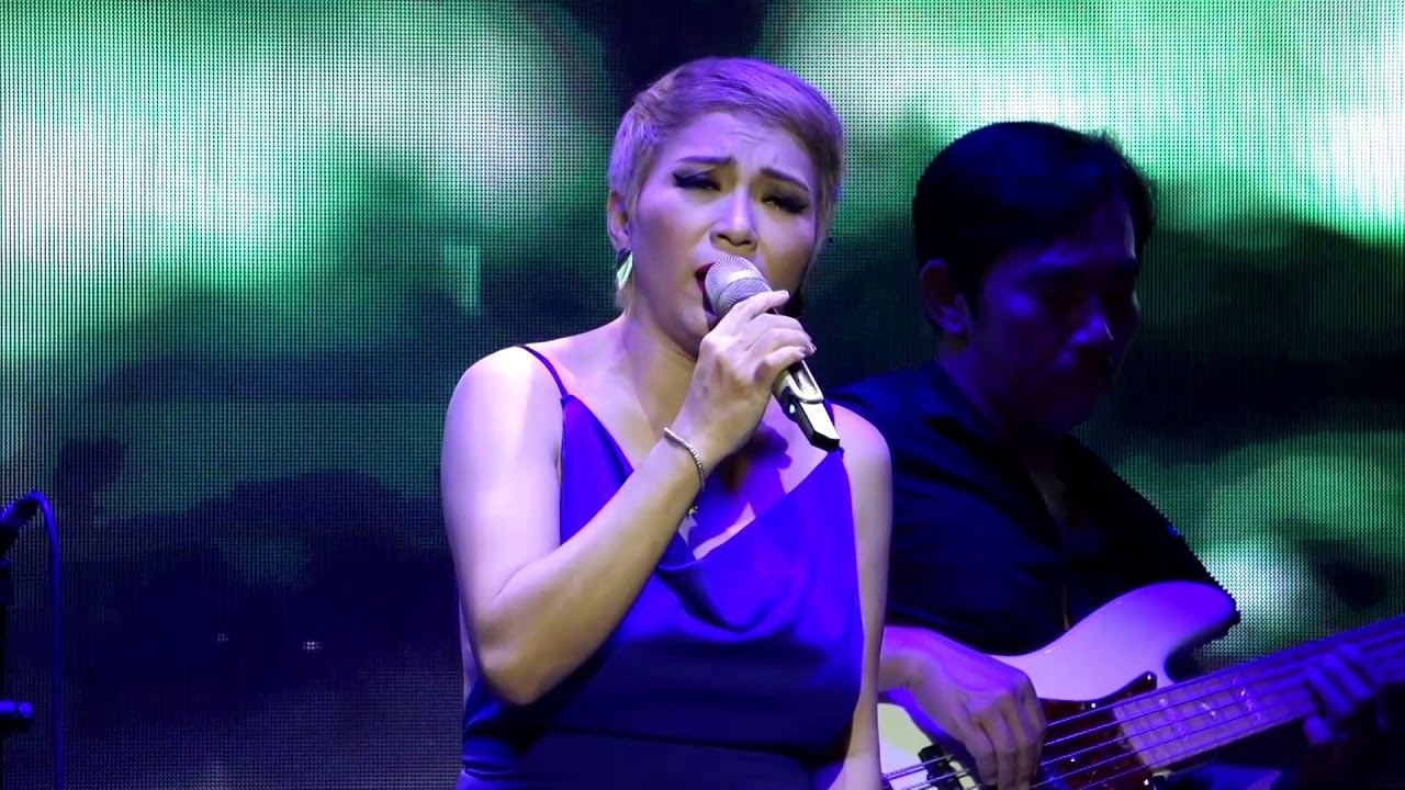 Khi người yêu tôi khóc - Ca sĩ Hương Giang