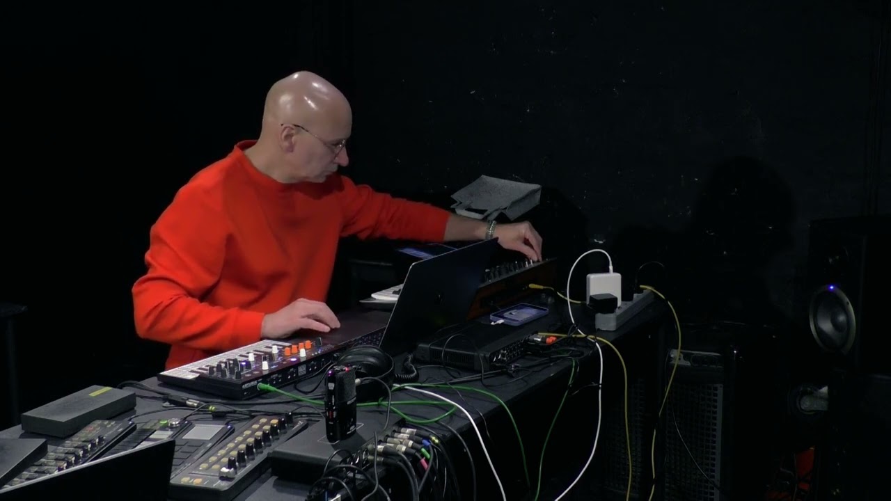 NoiseNight II: Pavel Oblapenko