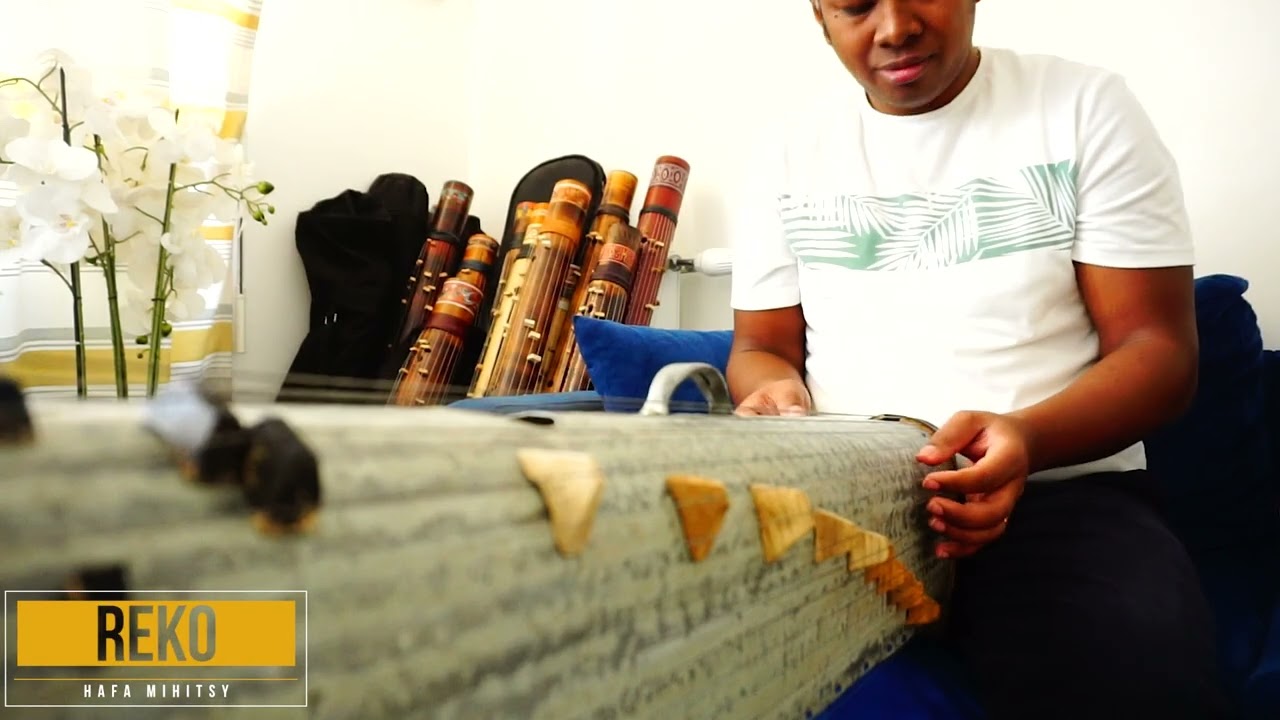 HAFA MIHITSY |  REKO BAND |  COVER  MAROVANY |  RADO FENTSU