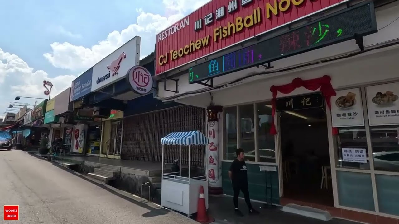 Malaysia: Shops Around KSL City Mall