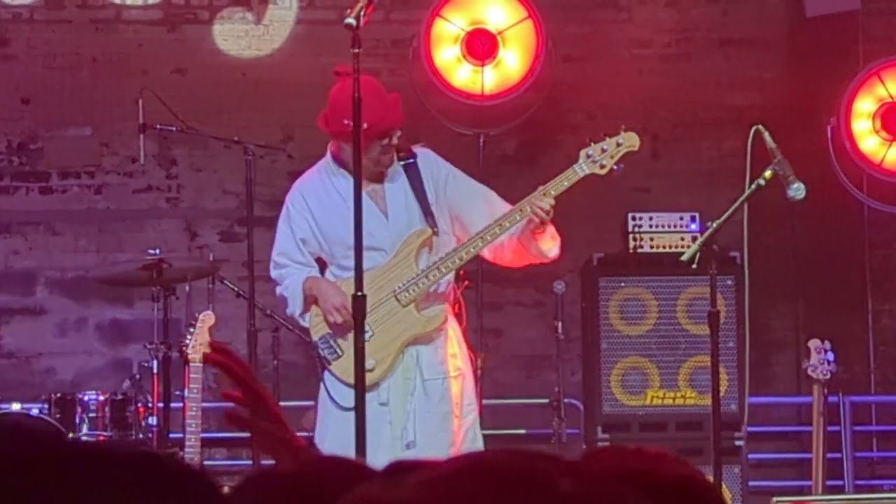 Joe Dart Beastly Solo at Avant Gardner 11/10/23