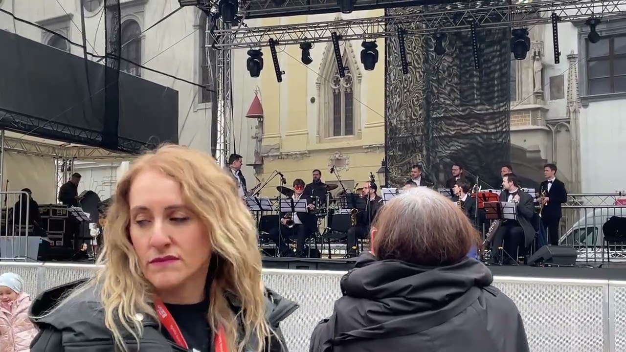 Bratislavský jazzový orchester Petra Štraucha- It don’t mean a thing