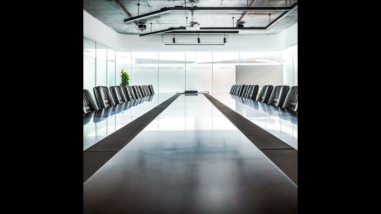 Why are so many corporate HQ&rsquo;s fleeing Montreal?