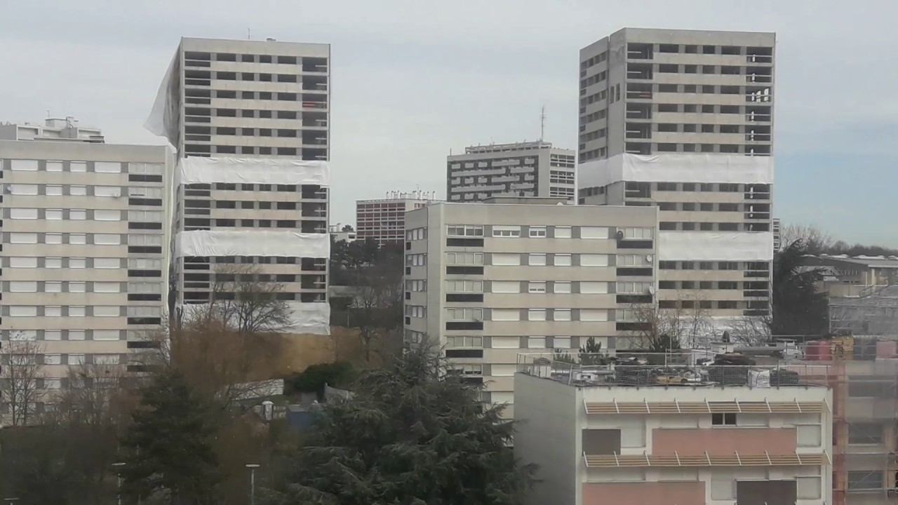 Démolition des 2 tours lyautey à rillieux jeudi 23 février 2017