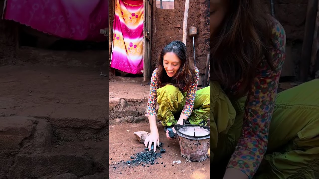 SLYVIA KYAKOZE OMUZUNGU, AMWESASULIZA  EBYOBUGAGA JOHN SPEAK BYEYABA 