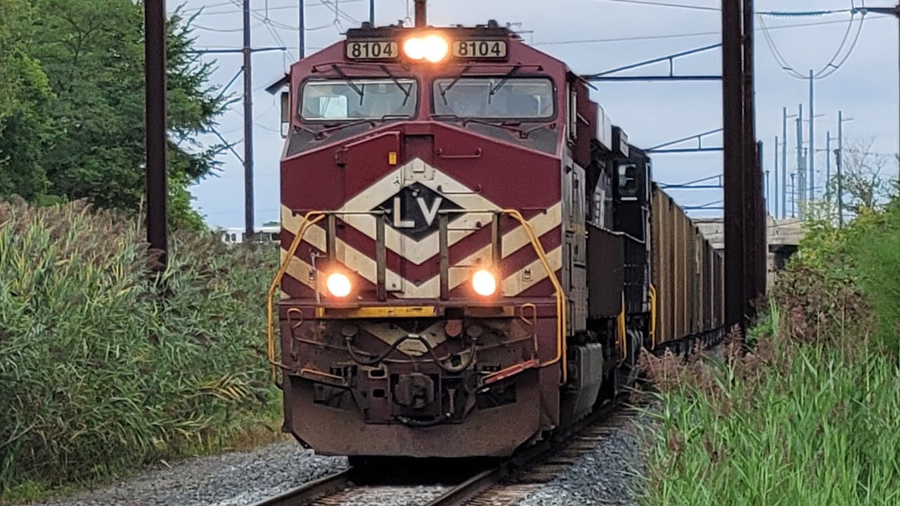 Busy day for CSX and NS! And Lehigh Valley is the star!