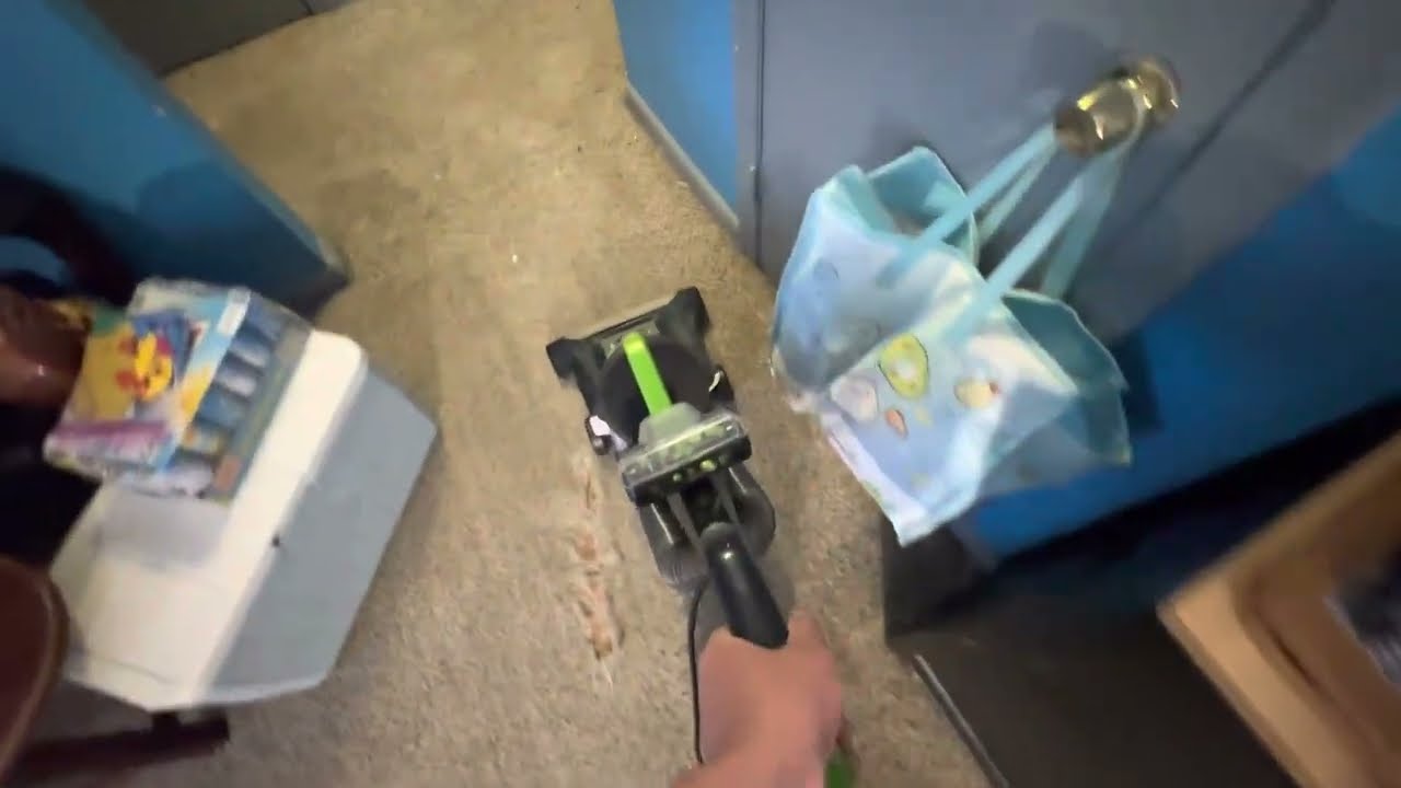 Happ birthday @DLVASMR! Extremely crunchy natural vacuuming with the Helix Turbo Rewind Pet