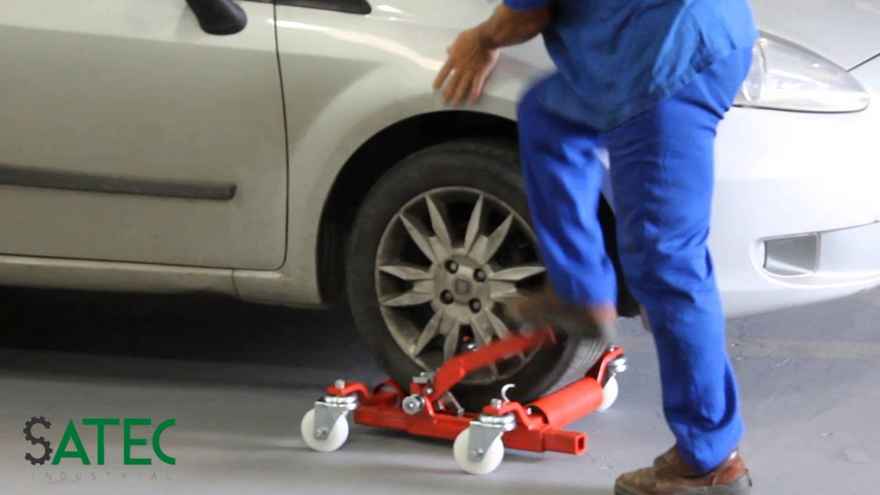 Kit de carrinhos para movimentação de veículo estacionado | SATEC INDUSTRIAL
