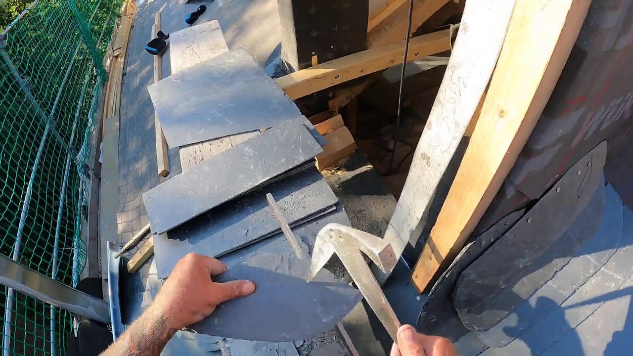 Schiefer Wangenkehle ansetzen - Altdeutsche Deckung - Teil 55 - Schieferdach Halle
