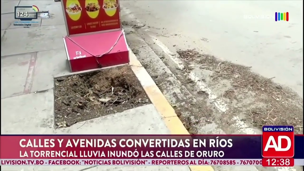 Las calles de Oruro se convierten en ríos por torrenciales lluvias