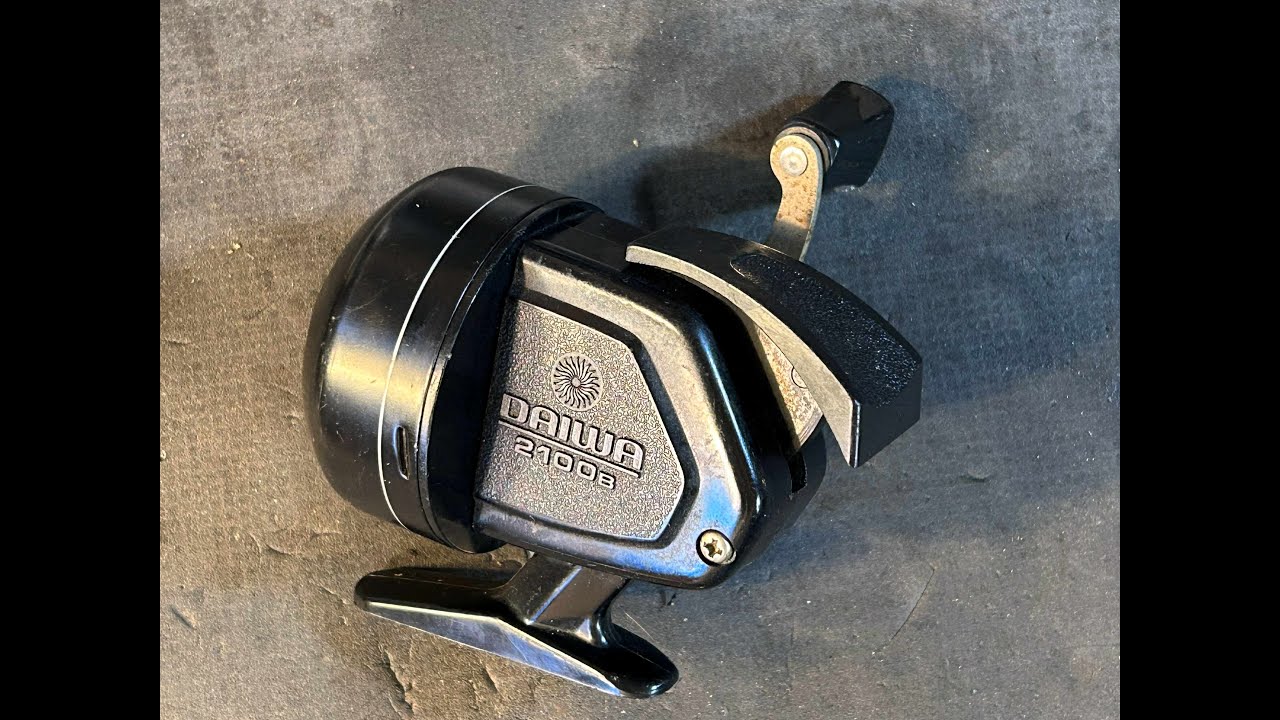 Daiwa 2100B -- Service and Lubrication -- Young Martin's Reels