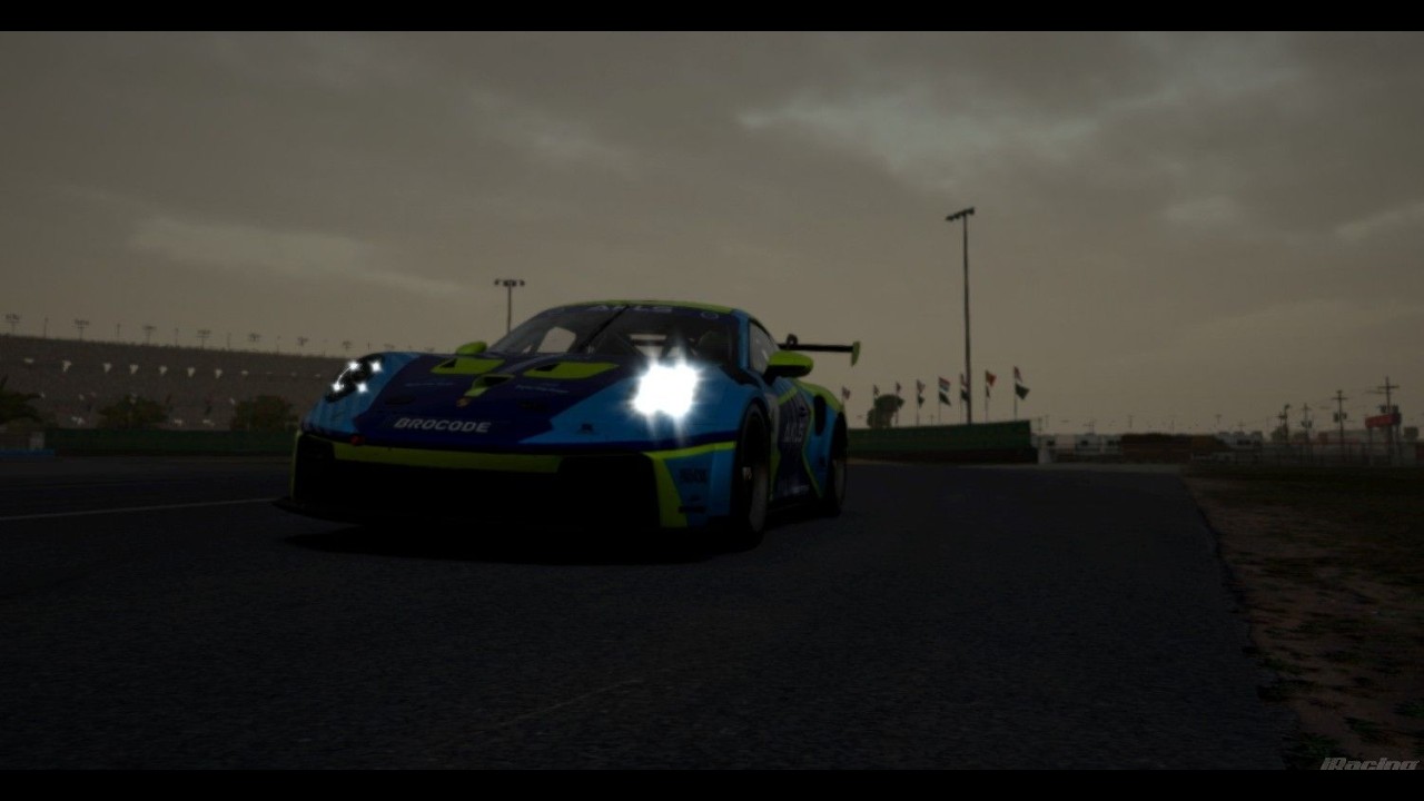 Iracing daytona Porsche cup is fun!!