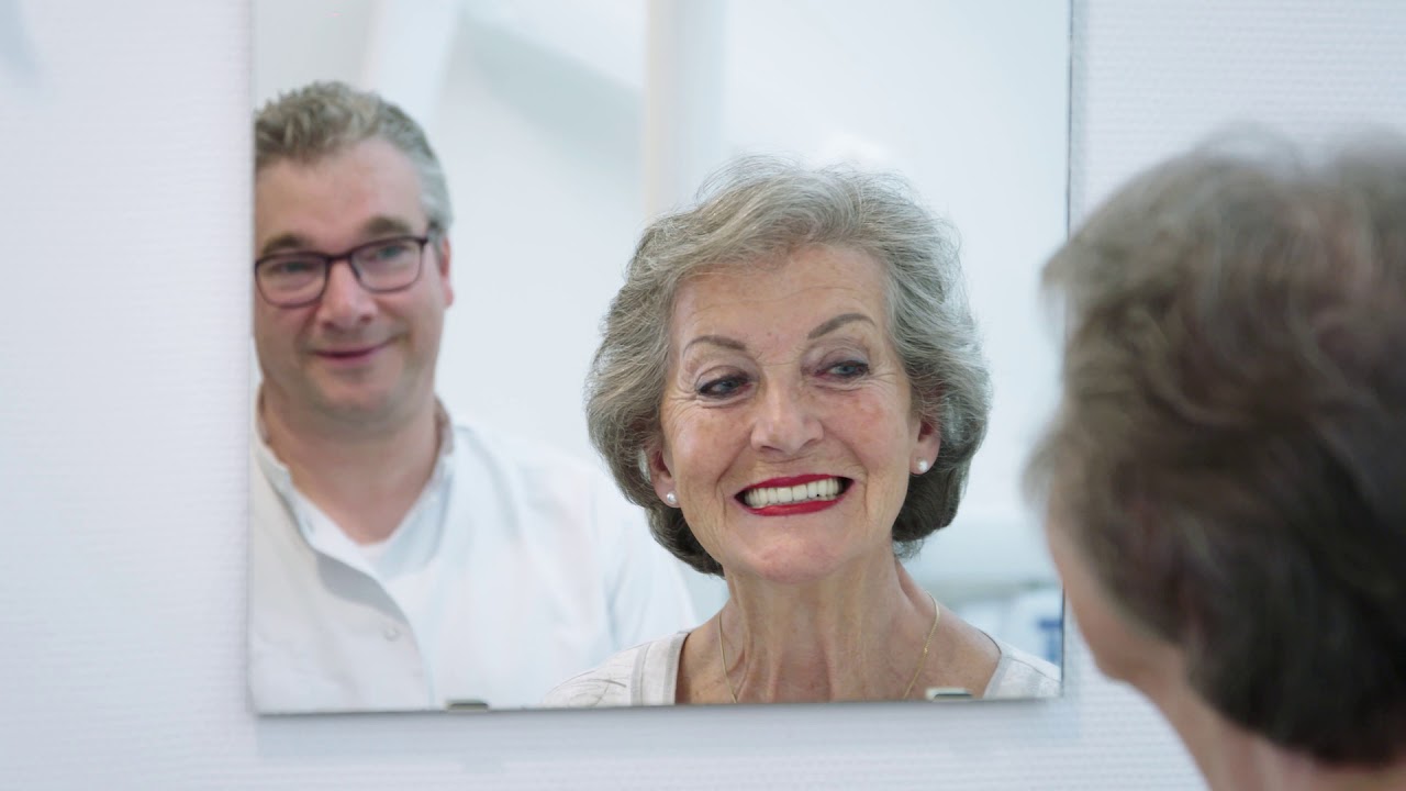 VIDEO 5 | Houben - Nieuwe gebitsprothese - Plaatsen van de prothese en de nazorg