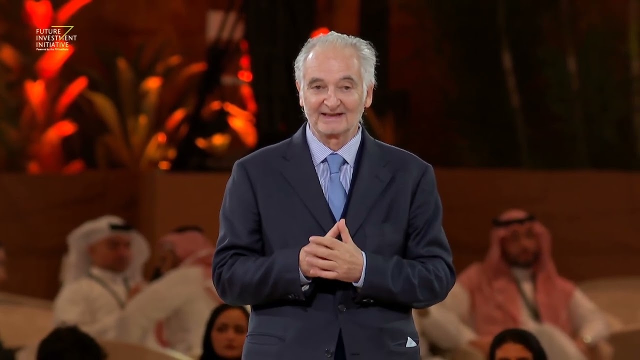 Future Flash The World In 2050 with Jacques Attali - #FII6 - Day 2