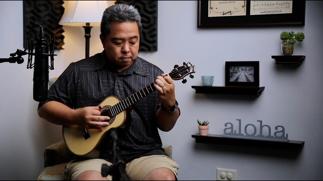 Herb Ohta Jr  and Custom Petros Tenor Ukulele   UKULELE FRIEND  : Live Performance