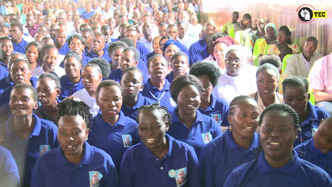 FADHILI ZAKE BWANA-KWAYA YA SHIRIKISHO PAROKIA YA MT.YOSEFU NDALA JIMBO KUU KATOLIKI TABORA