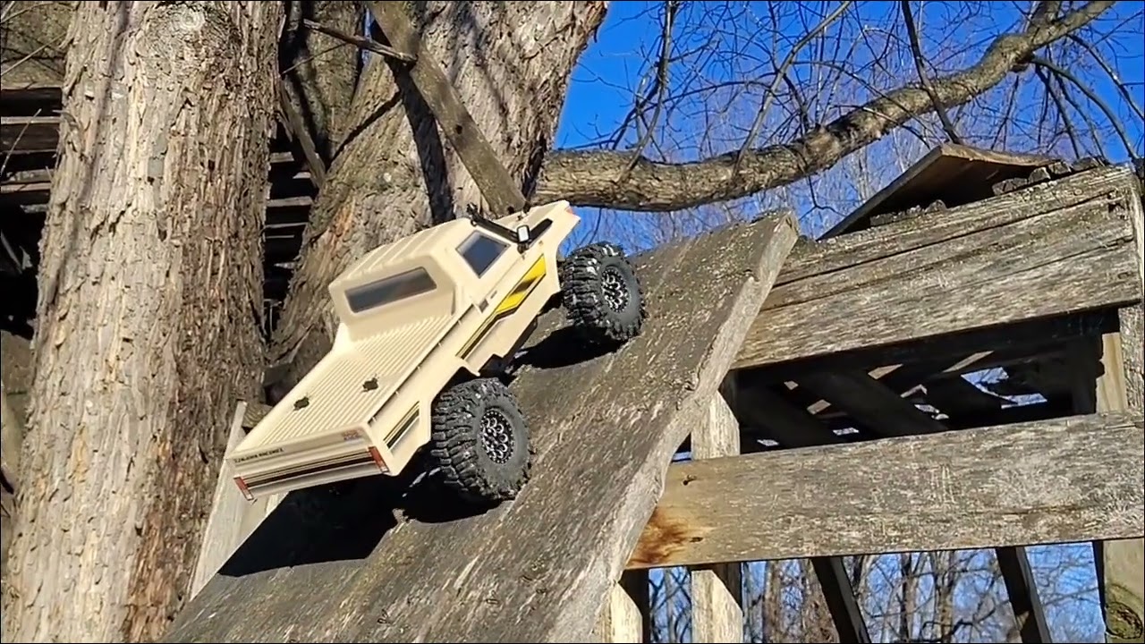 #rccrawl #rcoffoad #cool #yikong #yk41011 #crawler #crawling #radiocontrol #vanquish #axial 