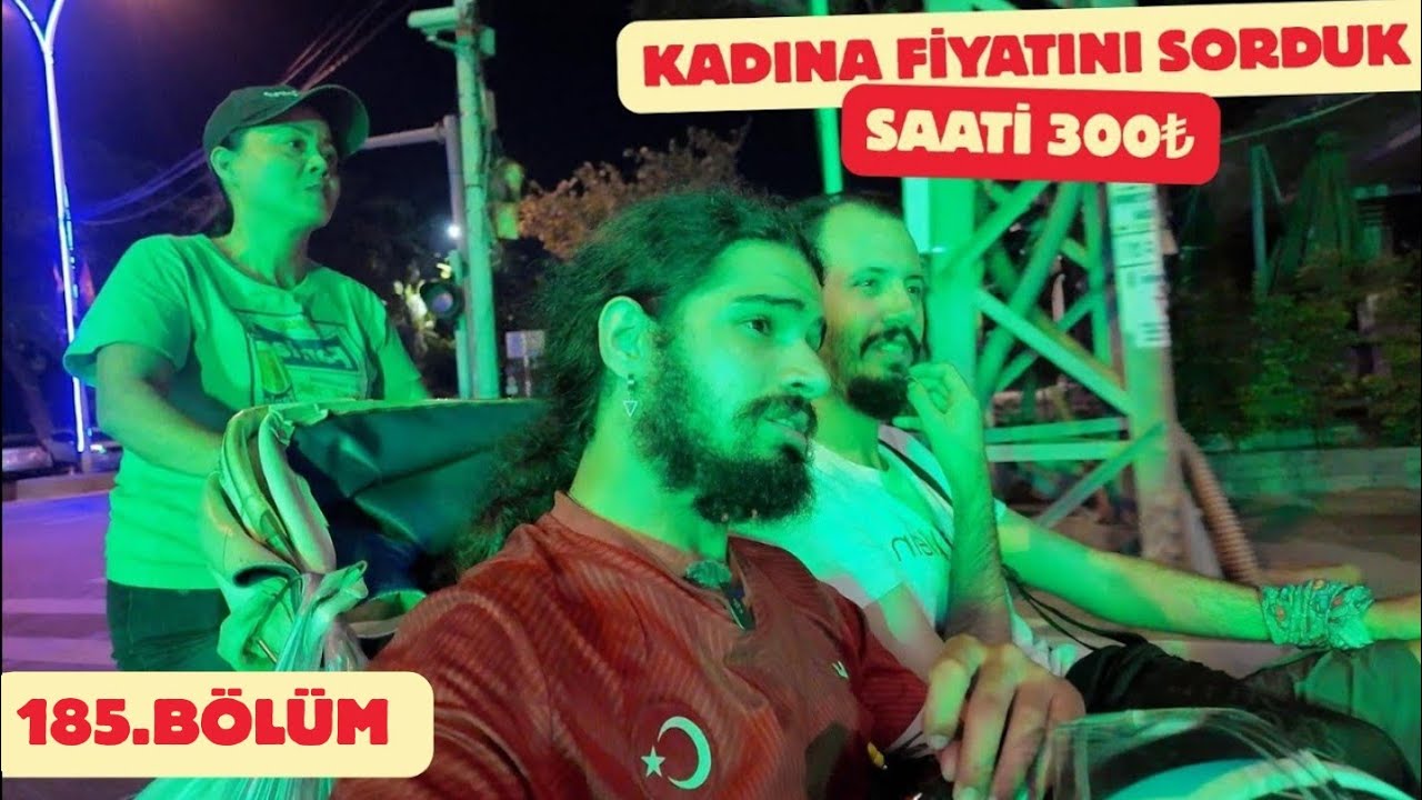VİETNAM NHA TRANGTA GECE HAYAT YÜKSEK BİNALAR MODERN HAYAT 