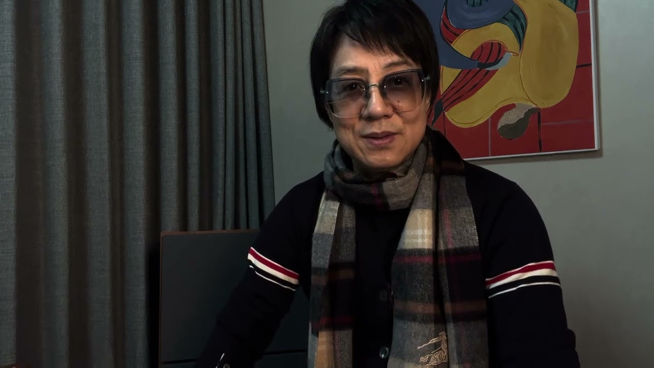 王小洪未死，皇上念他护驾有功，委任军委副主席，五大军区共同反对，内战一触即发
