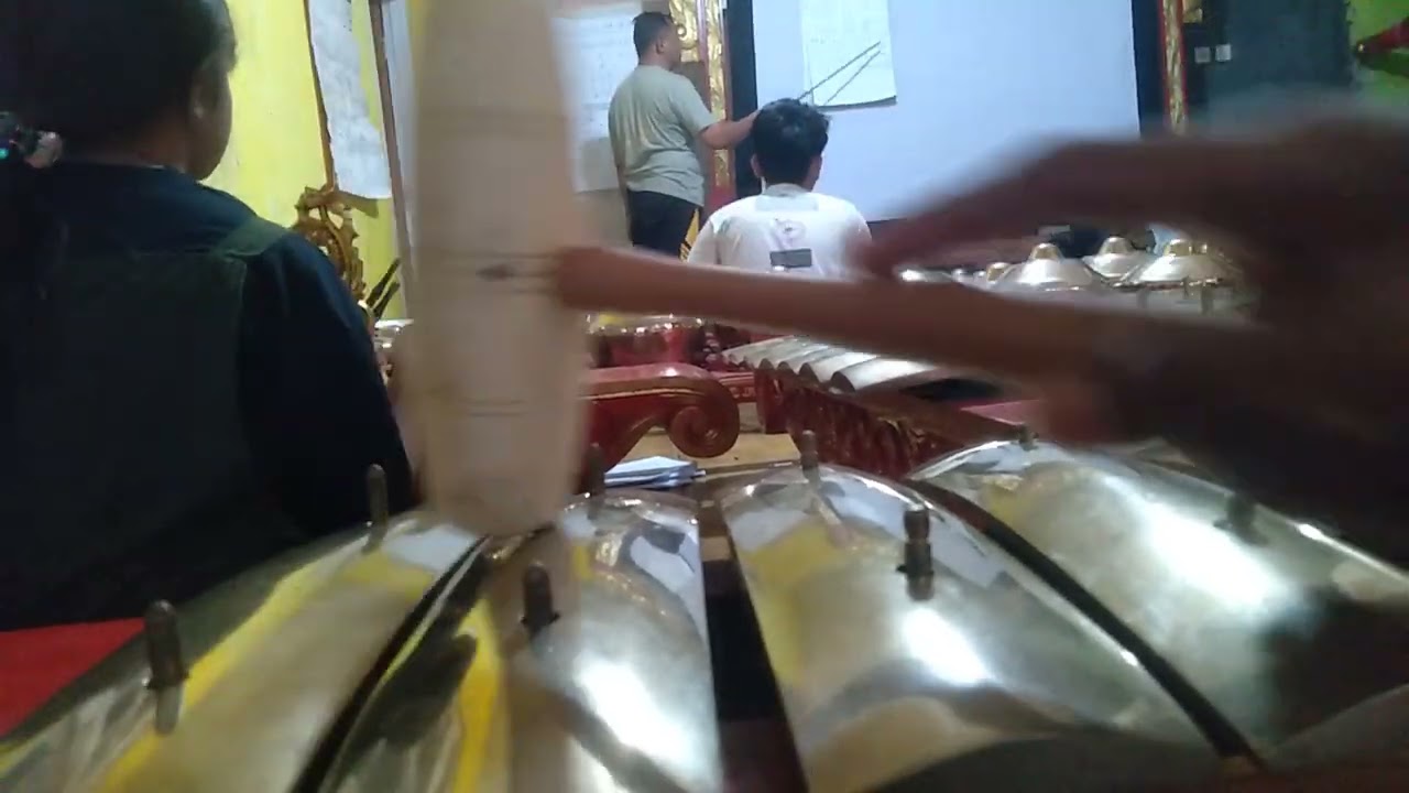latihan karawitan, judul gending kelalen