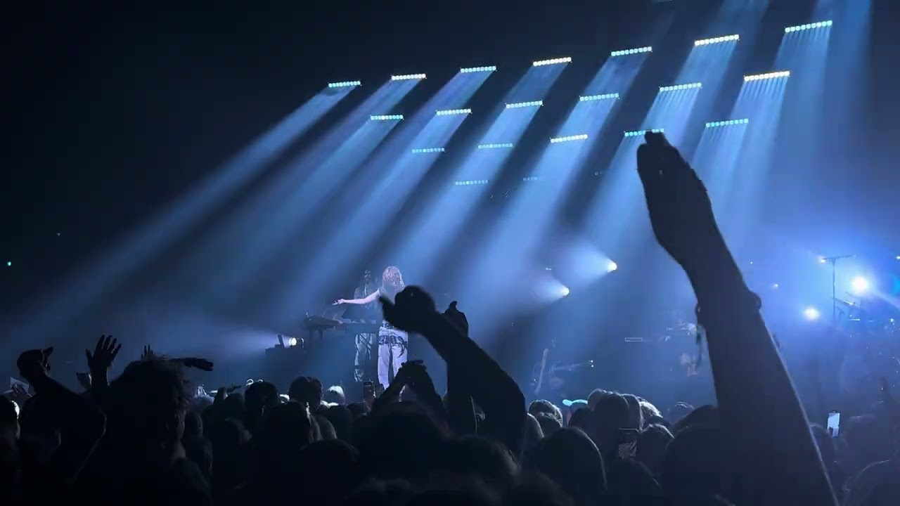 Froukje - Antwerpen (31.10.2024, Lotto arena)