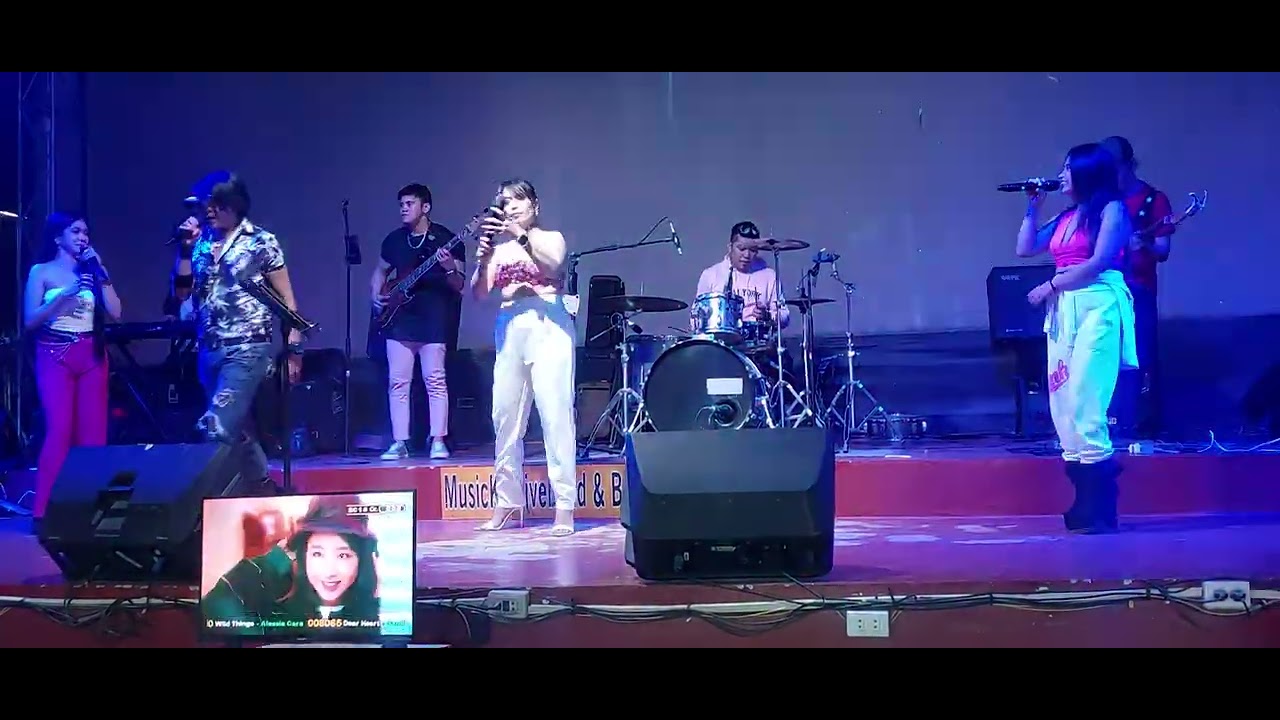 WTA NAMIN SABAY NA SA concert dito lang sa KZ  BILLIARDS 
