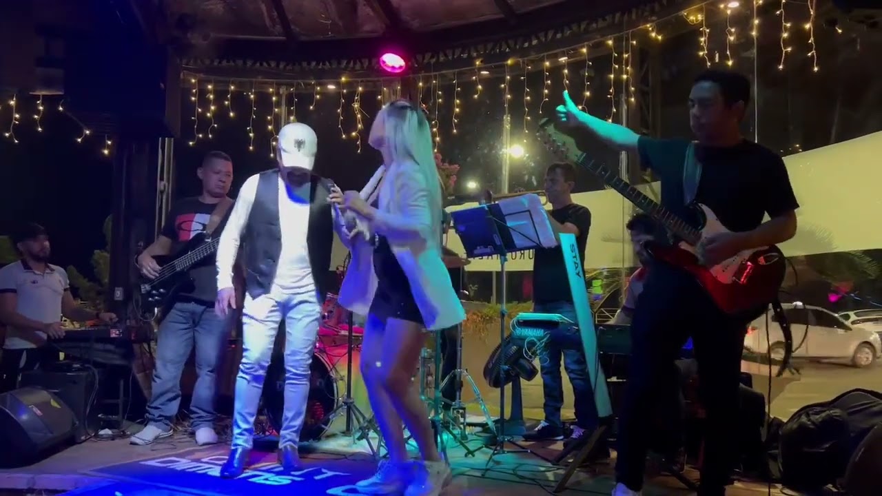 Banda 5°Dimensão de Santarém Pa no bar mascote stm na orla de Santarém