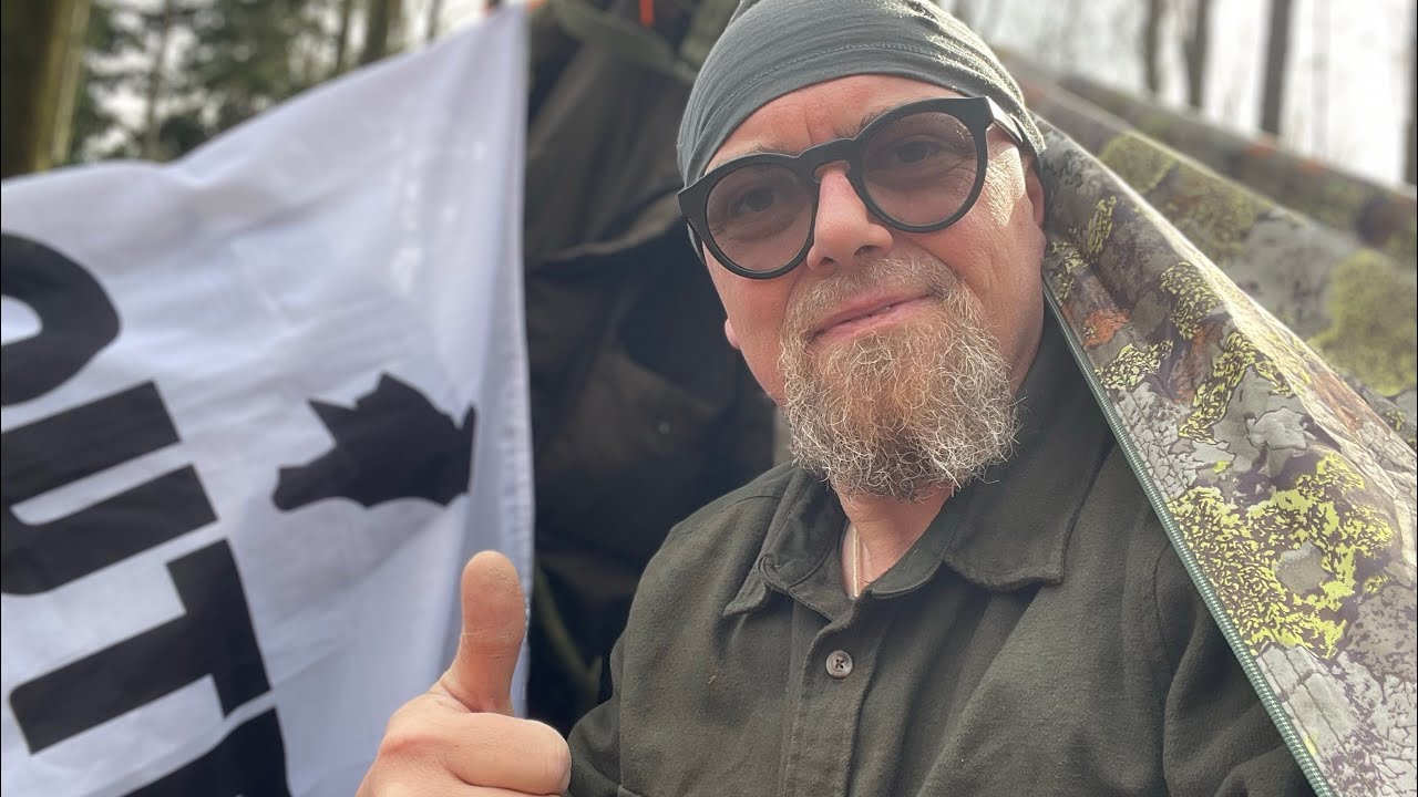 Bushcraft, na czym można a na czym nie warto oszczędzać. Jakie jedno narzędzie survivalowe wybrałbym