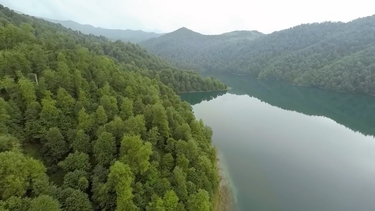 GÖYGÖL - ZƏLZƏLƏNİN YARATDIĞI FÜSUNKAR GÖZƏLLİK