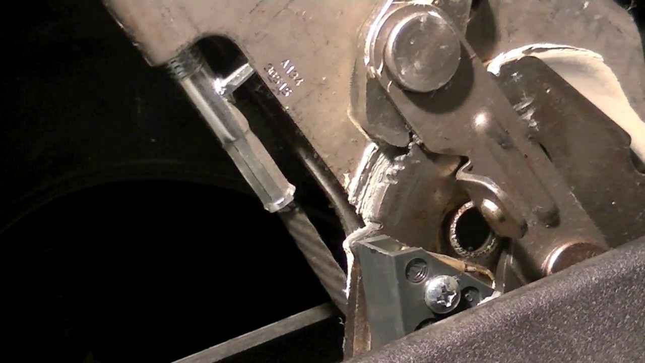 Parking brake repair - Riparazione freno a mano