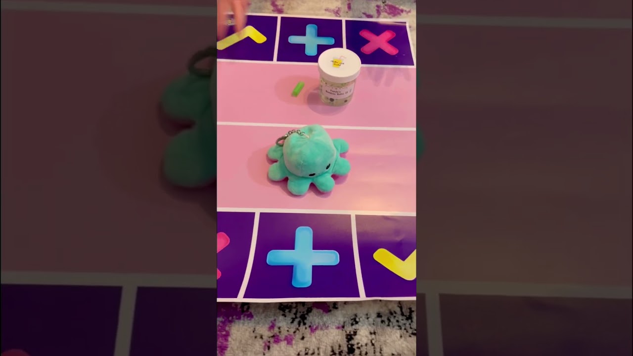 FIDGET TRADING WITH WEIRD FIDGETS! 😱 *I SCAMMED her*🤫
