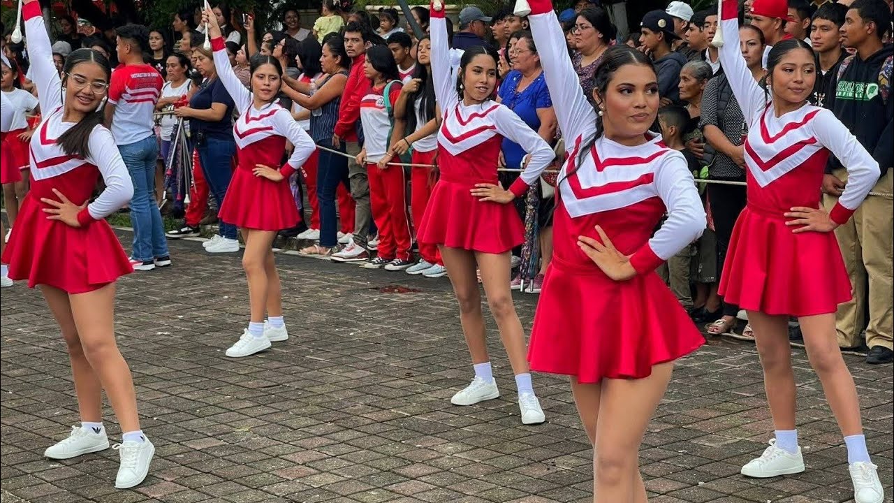 Desfile del C E presbítero José Luis Martinez JUAYUA acto civico 2025 septiembre 