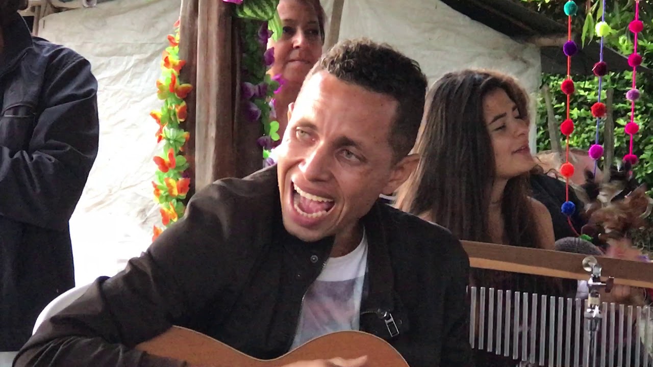 ALBACITO   CANTA SELVA  MANOTAS