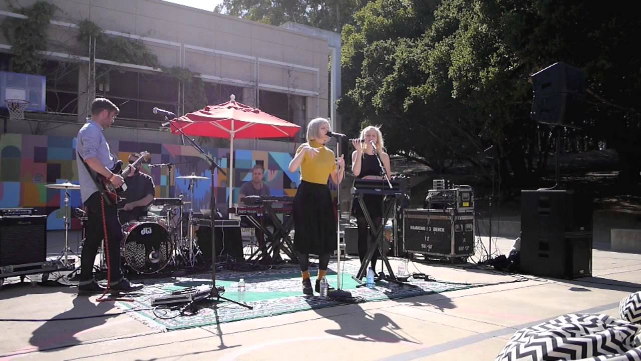 Aurora Aksnes - Live Performance @SBO901 (Happiest performance EVER!)