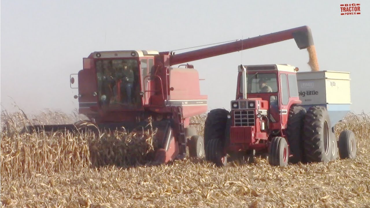 TRACTORS, PLOWS & HARVESTERS  International Harvester Edition