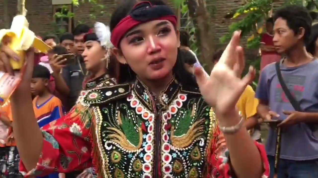 KUDA KEPANG KESURUPAN SINGO CIPTO BUDOYO live DS Pamriyan gemuh Kendal 