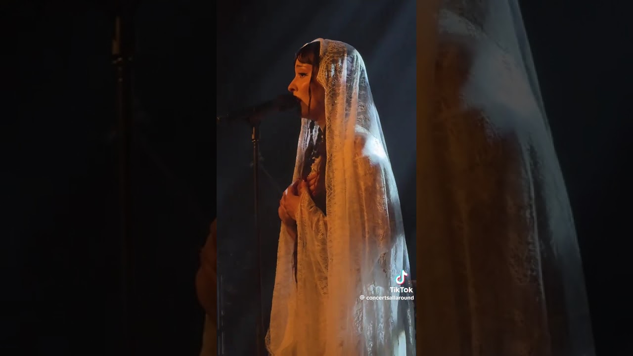 Faouzia - UNETHICAL live