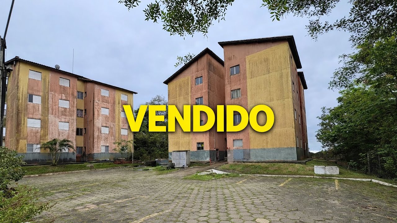 Apartamento na praia de Peruíbe (repasse de financiamento) R$ 95 mil