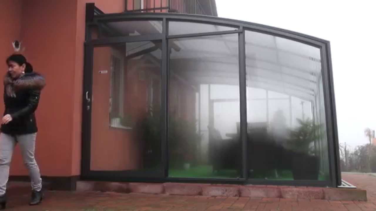 Pod posuvným zastřešením terasy můžete trávit čas za každého počasí