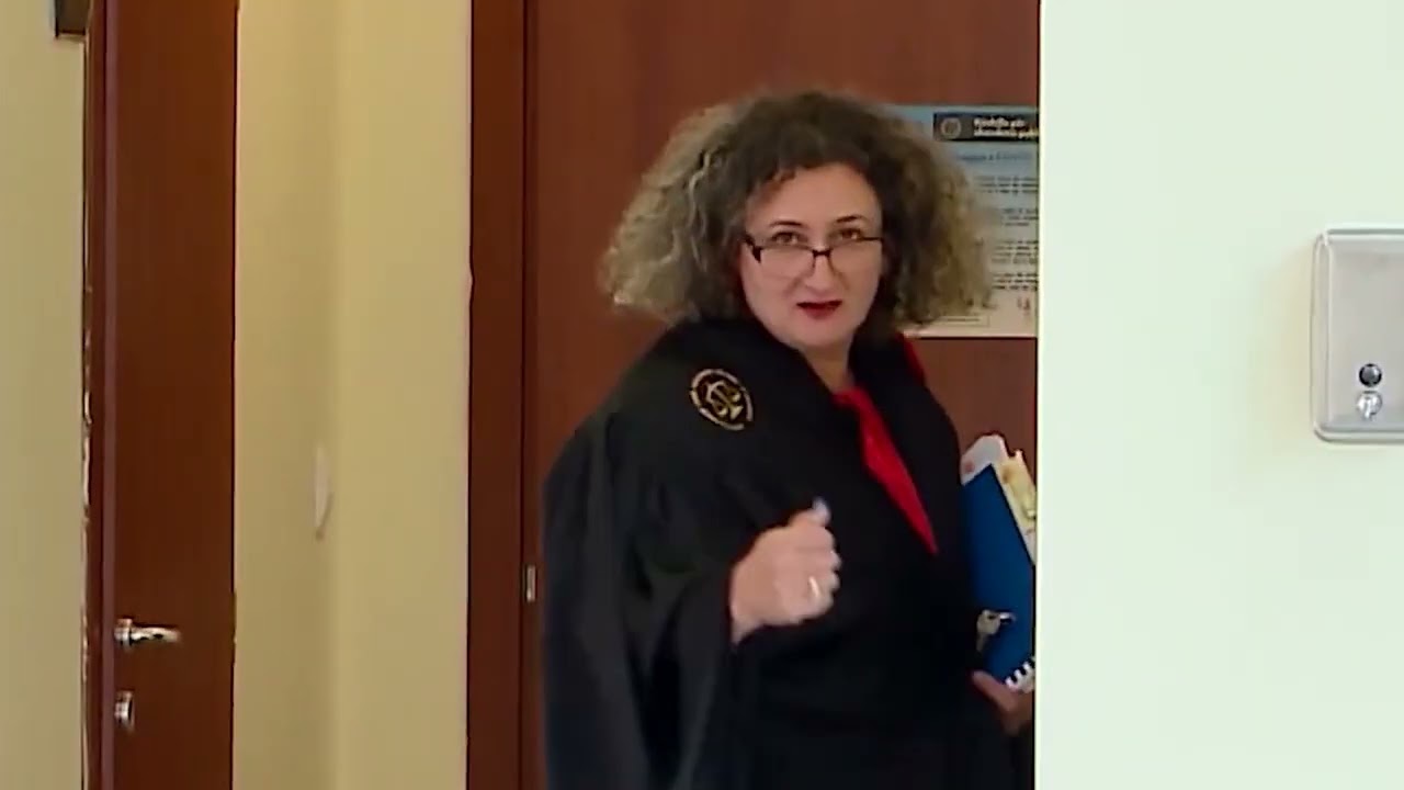 Irena Gjoka vazhdon punën/ KLGJ nuk do të verifikojë dosjen e sjellë nga prokuroria