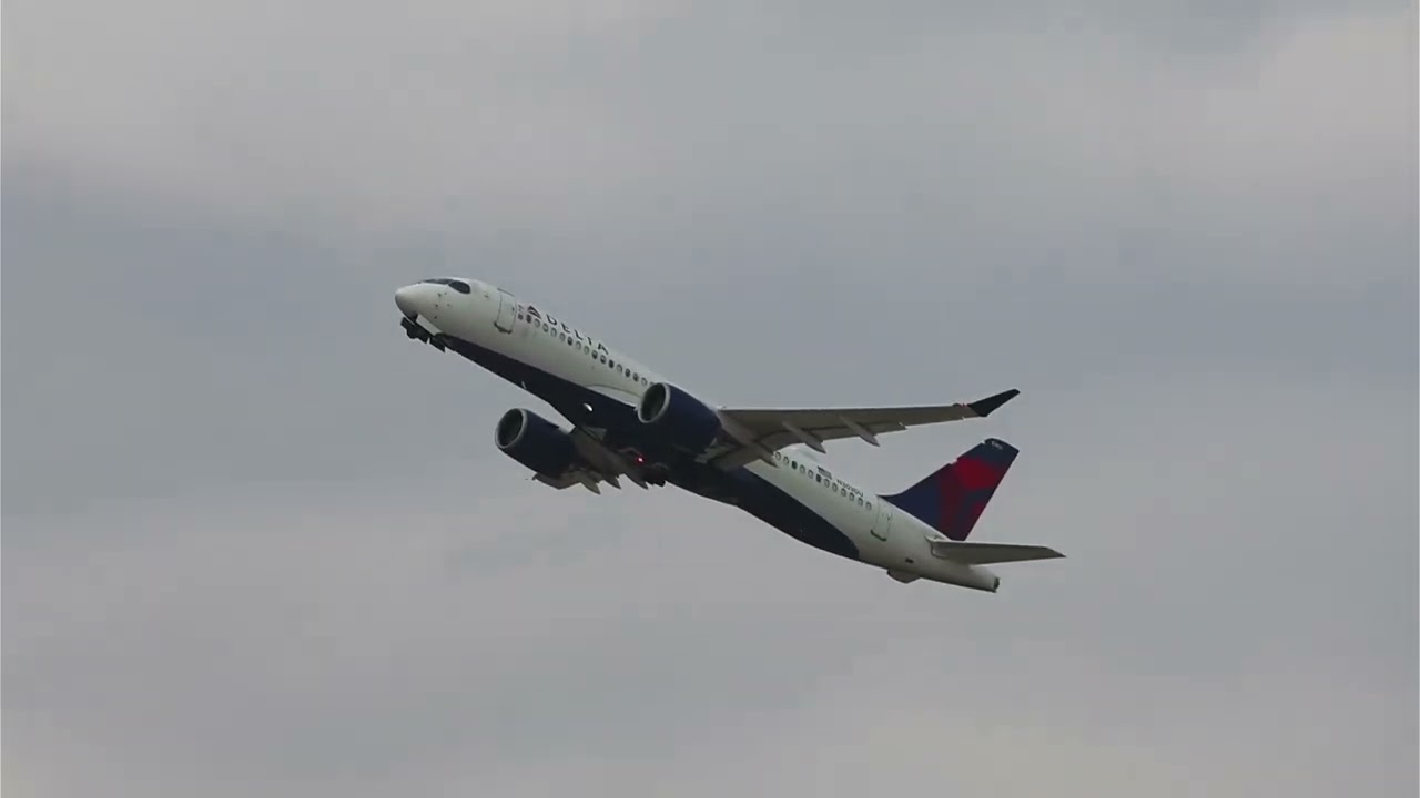 MCI Planespotting LIVE!:Highlights From Episode 