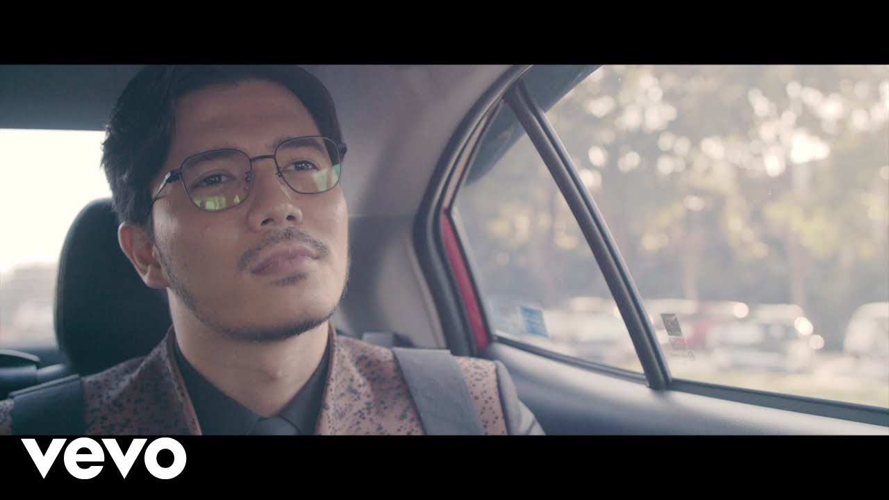 Fattah Amin - Bebas (Official Music Video)