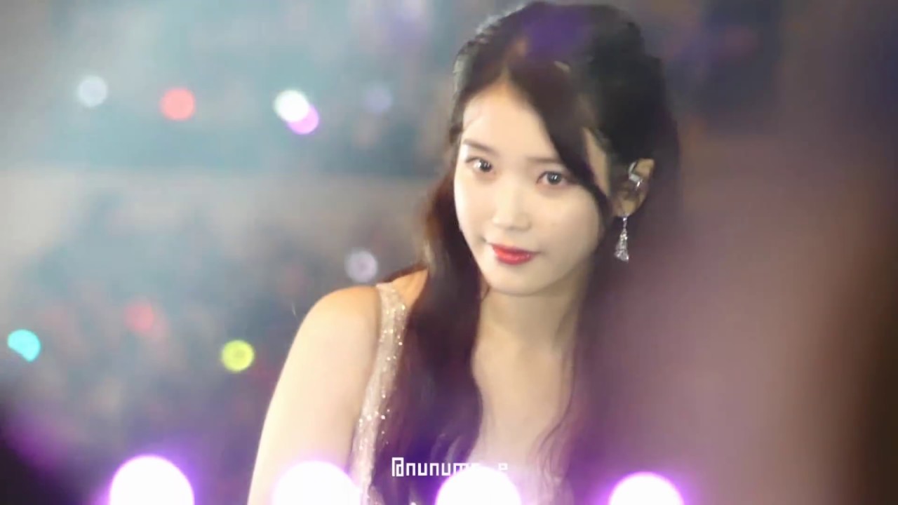 171202 아이유(IU) 이름에게(Dear Name) 뒷모습 focus -  -멜론 뮤직 어워드(Melon Music Awards)